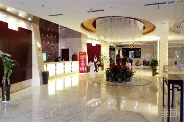 唐安酒店大厅