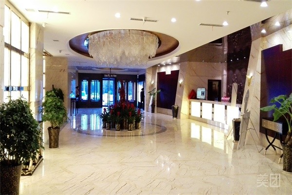 唐安酒店大厅2